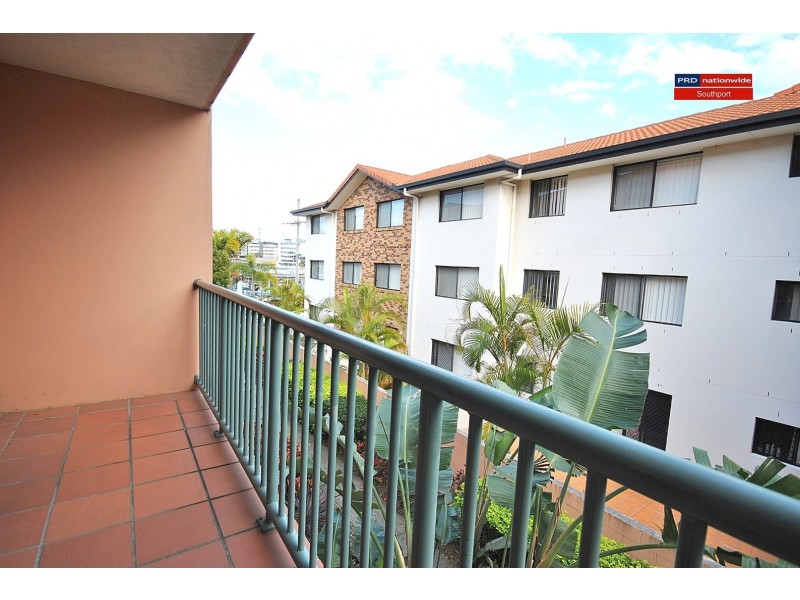 15/88 High Street, Southport QLD 4215
