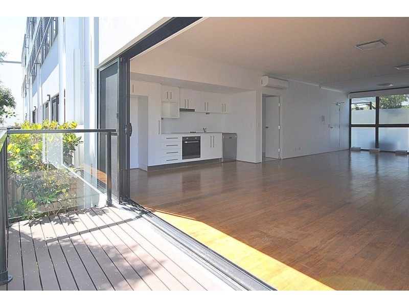 4/35-39 Central Street, Labrador QLD 4215