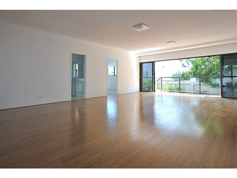 4/35-39 Central Street, Labrador QLD 4215
