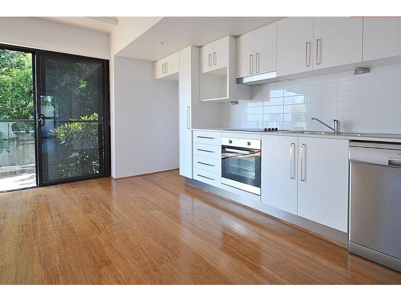 4/35-39 Central Street, Labrador QLD 4215
