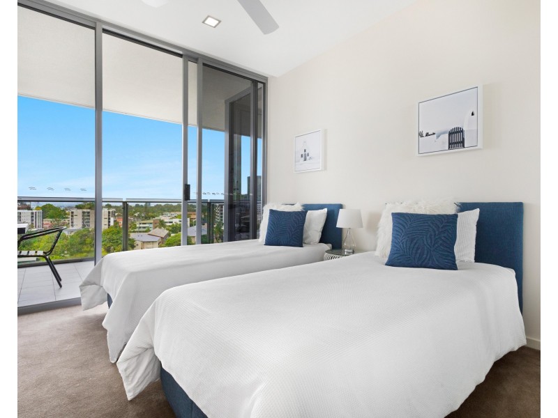 34 Scarborough Street, Southport QLD 4215