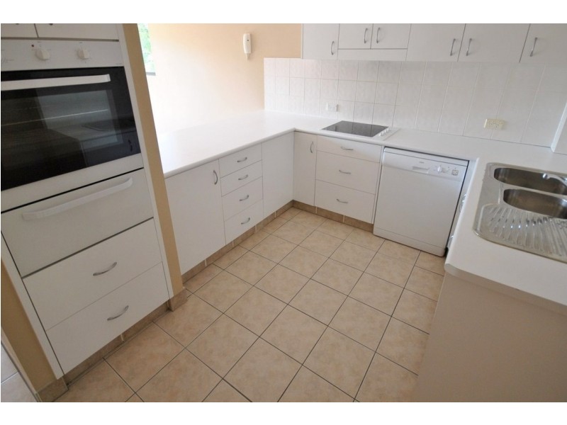 7/23 Heath Street, Southport QLD 4215