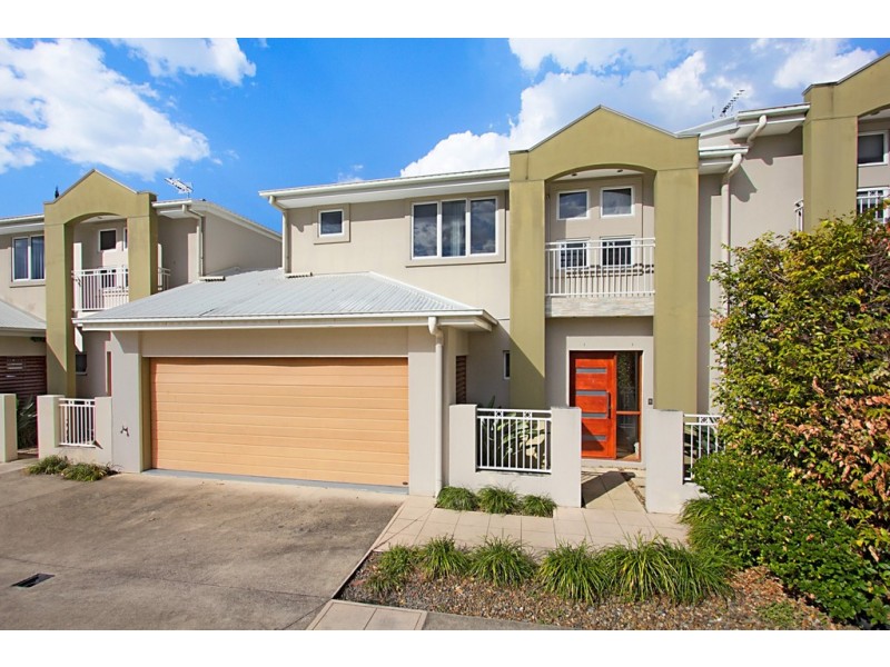 2/236 Queen Street, Southport QLD 4215