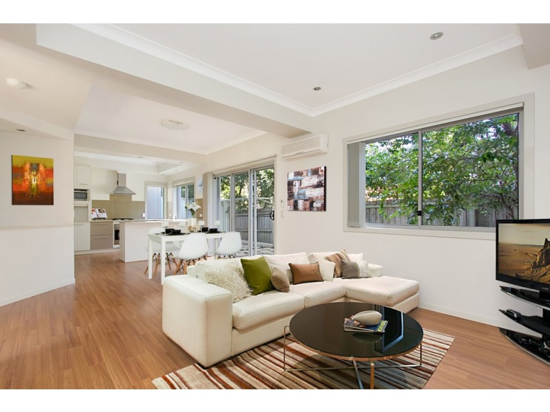 2/236 Queen Street, Southport QLD 4215