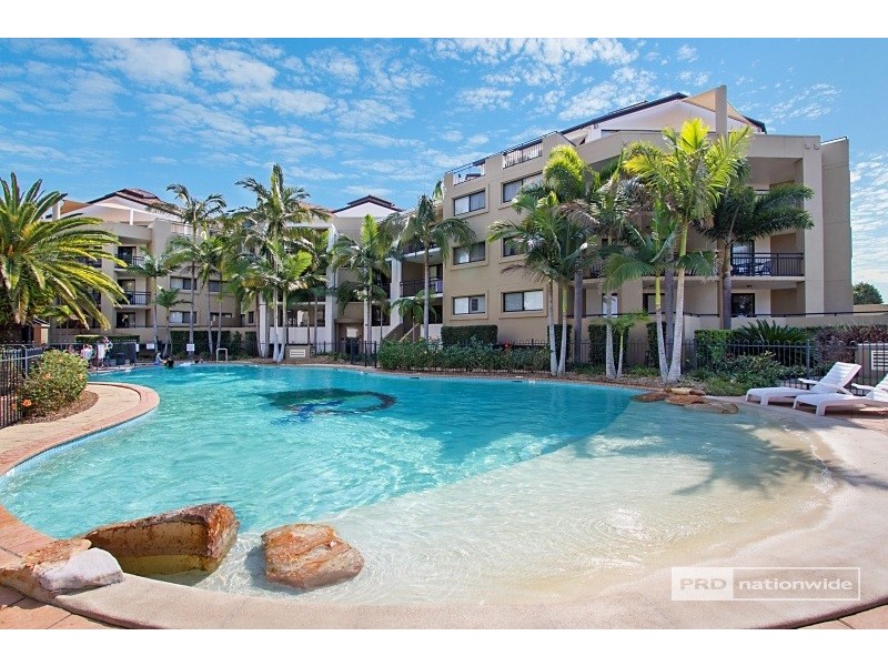 323/394 Marine Parade, Labrador QLD 4215