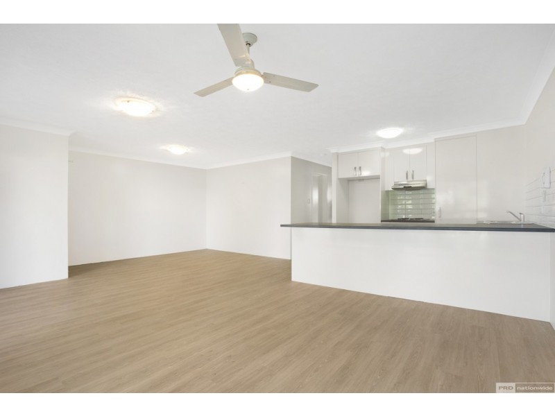 6/25 Walton Street, Southport QLD 4215