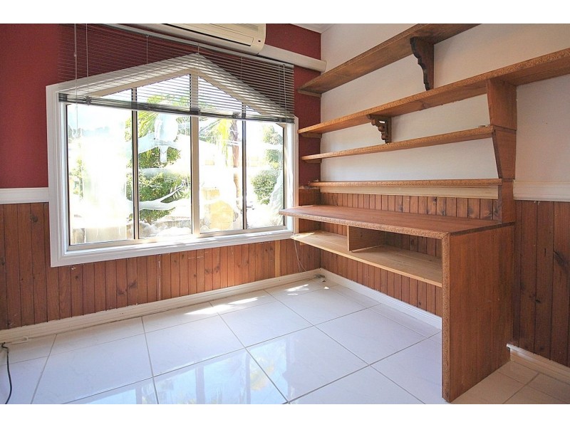 30 West King Street, Southport QLD 4215