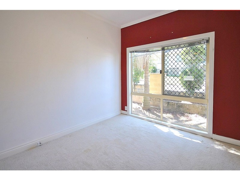 30 West King Street, Southport QLD 4215