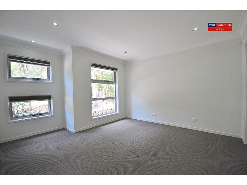 94 Aldgate Crescent, Pacific Pines QLD 4211