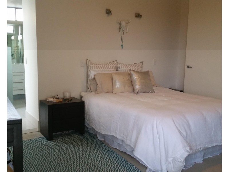 4/10-12 Imperial Parade, Labrador QLD 4215