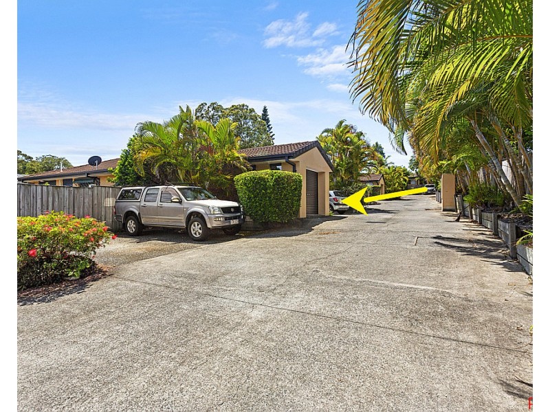 4/13 Schneider Avenue, Labrador QLD 4215