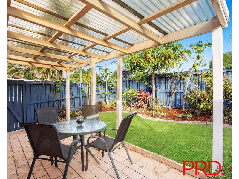 1/1A Brookside Road, Labrador QLD 4215