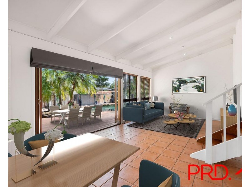 8 Warrawee Avenue, Ashmore QLD 4214