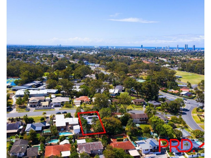 8 Warrawee Avenue, Ashmore QLD 4214