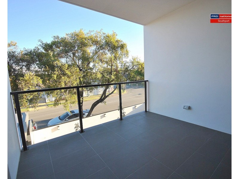 9/35-39 Central Street, Labrador QLD 4215