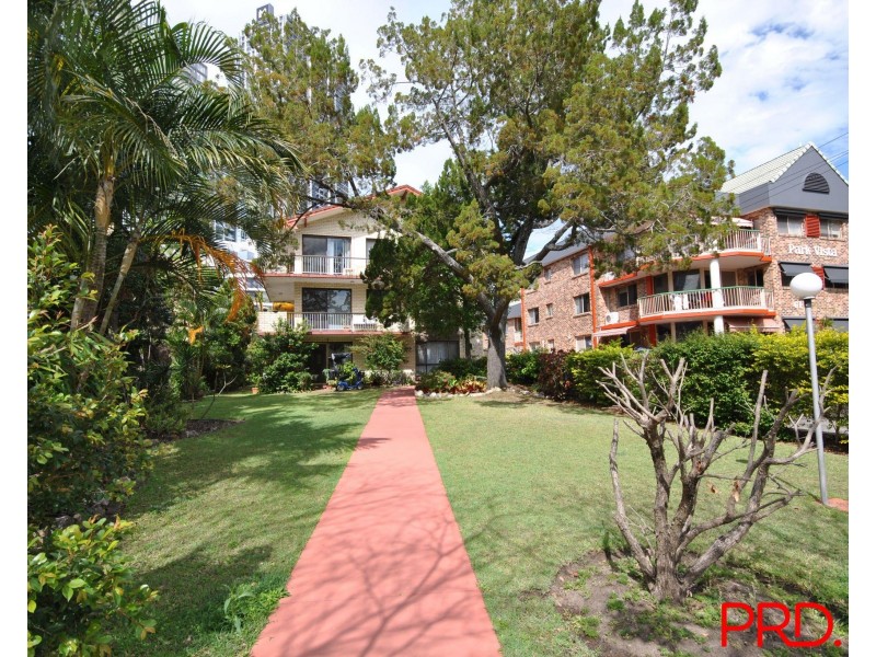 15/63 Bauer Street, Southport QLD 4215