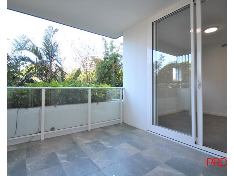 203/8 Meron Street, Southport QLD 4215