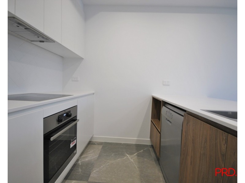 203/8 Meron Street, Southport QLD 4215