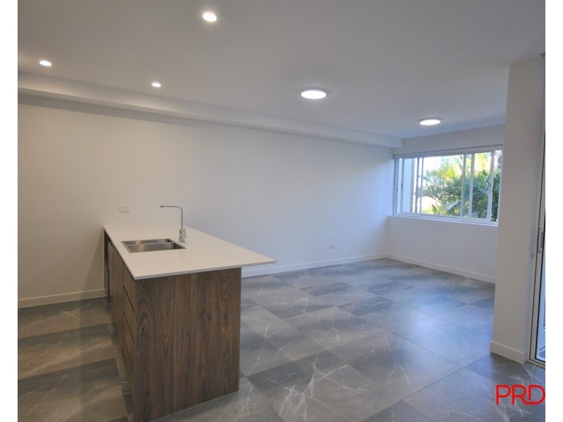 203/8 Meron Street, Southport QLD 4215