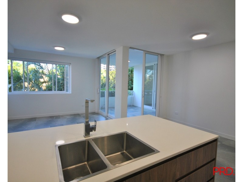 203/8 Meron Street, Southport QLD 4215