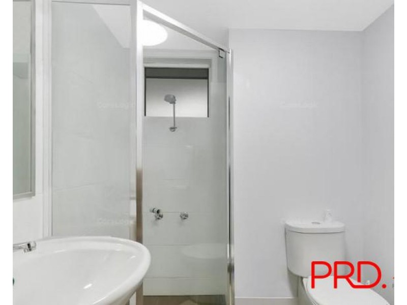 32/69 Ferny Avenue, Surfers Paradise QLD 4217