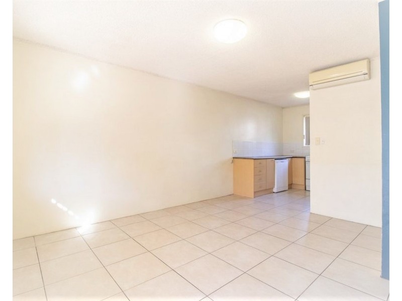 2/192 High Street, Southport QLD 4215