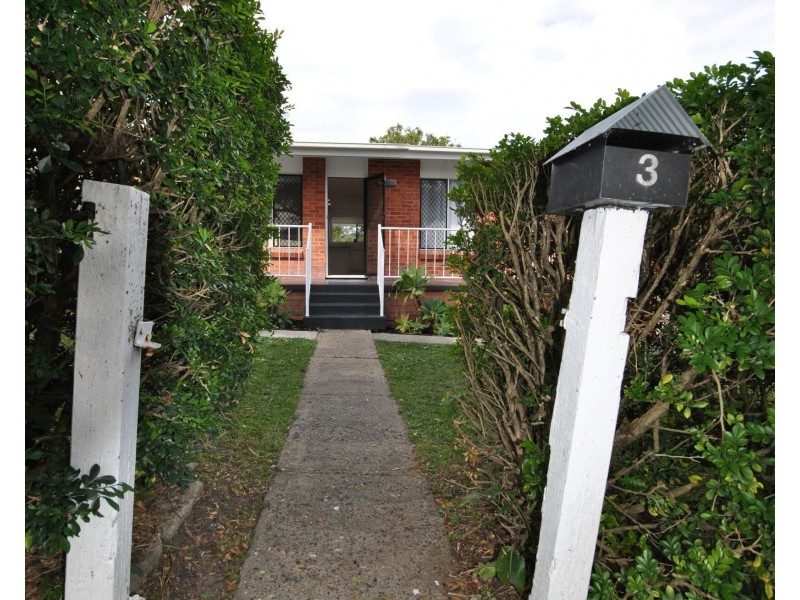 3 Ewan Street, Southport QLD 4215