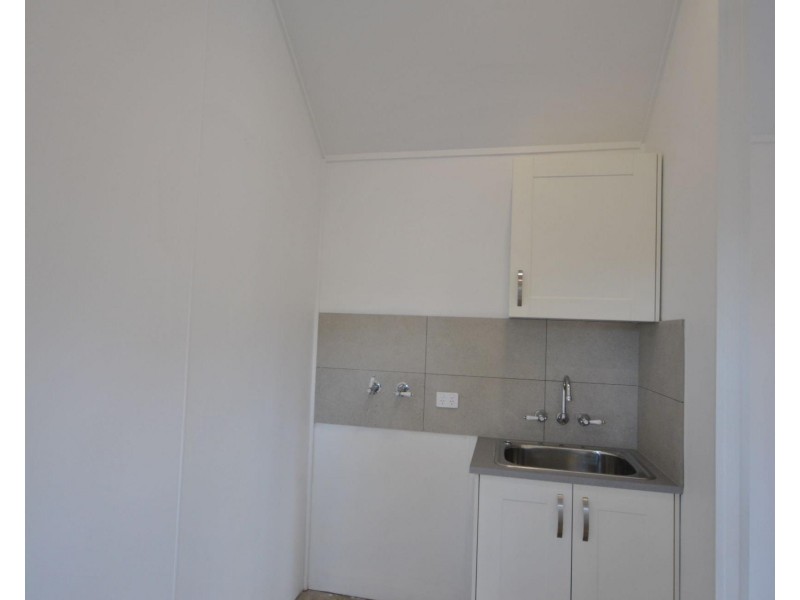 3 Ewan Street, Southport QLD 4215