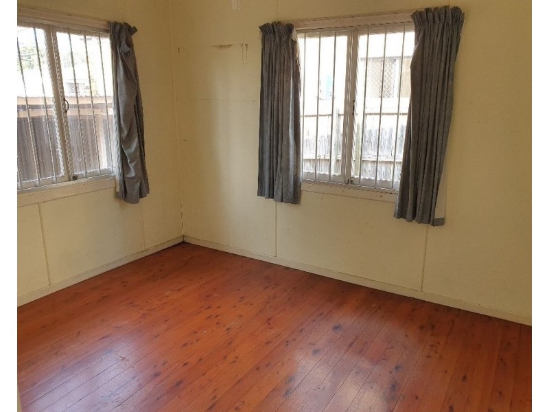 2/78 Falconer Street, Southport QLD 4215