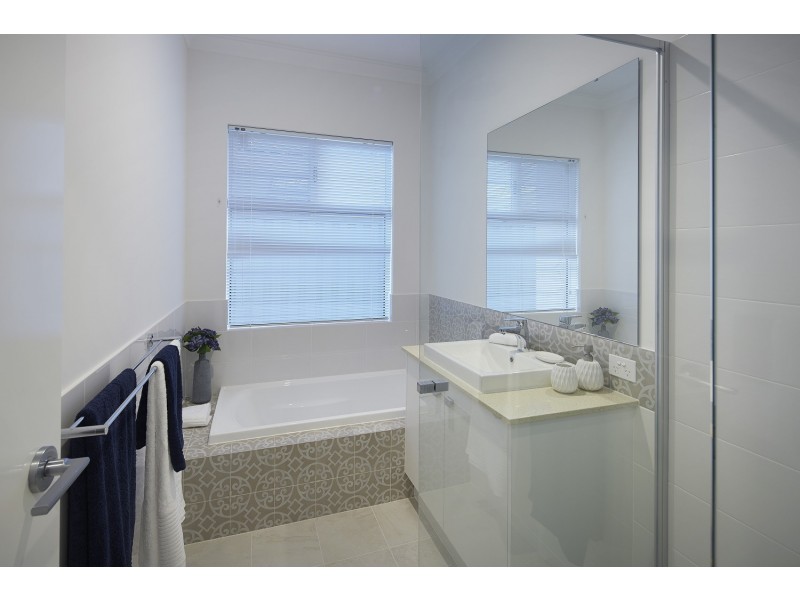 Piara Waters WA 6112