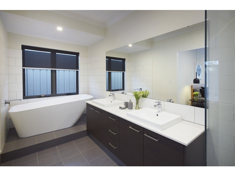 Piara Waters WA 6112