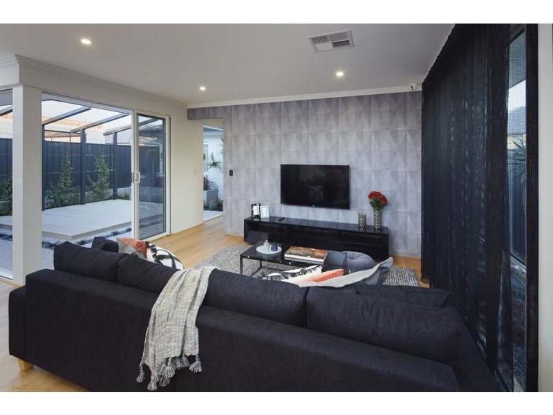 Caversham WA 6055