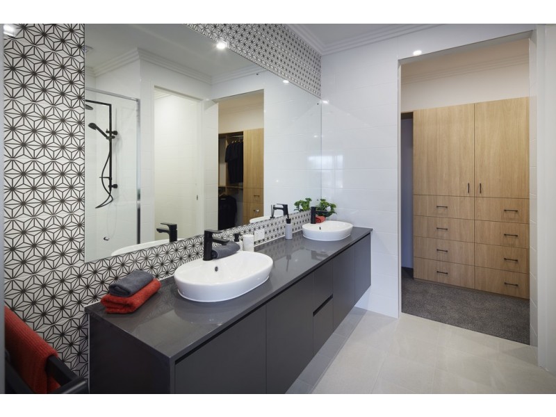 Caversham WA 6055