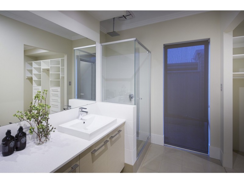 Piara Waters WA 6112