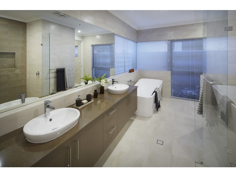 Piara Waters WA 6112