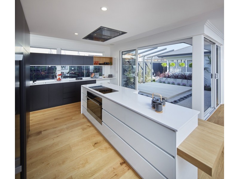 Forrestfield WA 6058