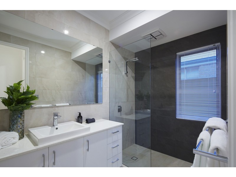 Piara Waters WA 6112