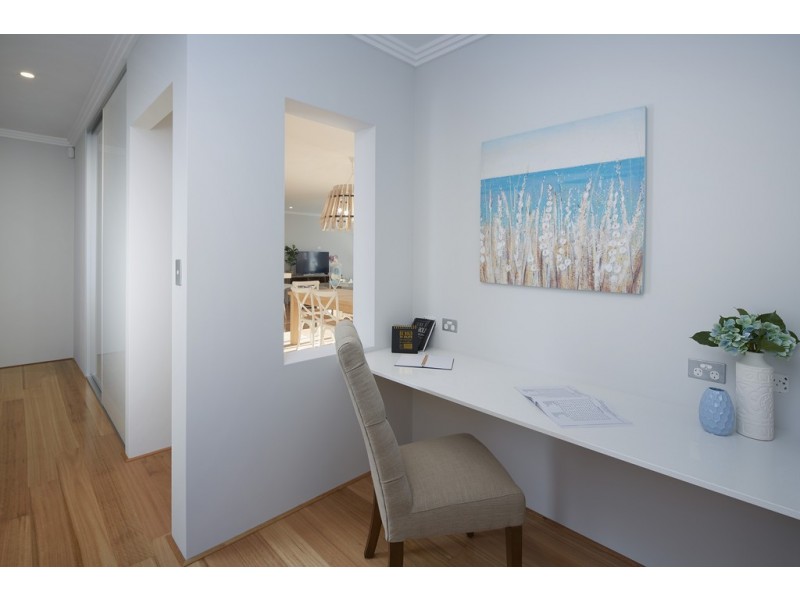 Banksia Grove WA 6031