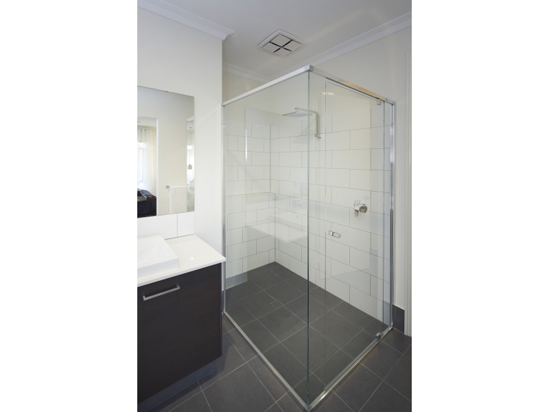 Piara Waters WA 6112