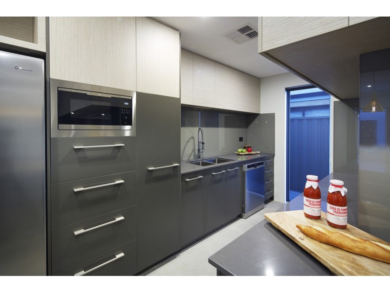 Banksia Grove WA 6031