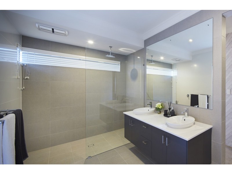 Piara Waters WA 6112