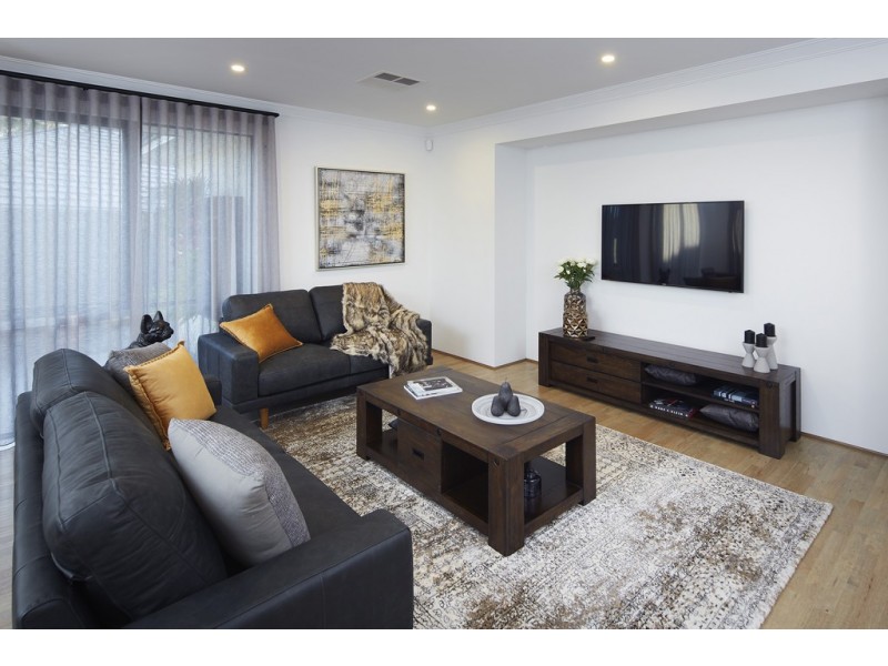 Wattle Grove WA 6107