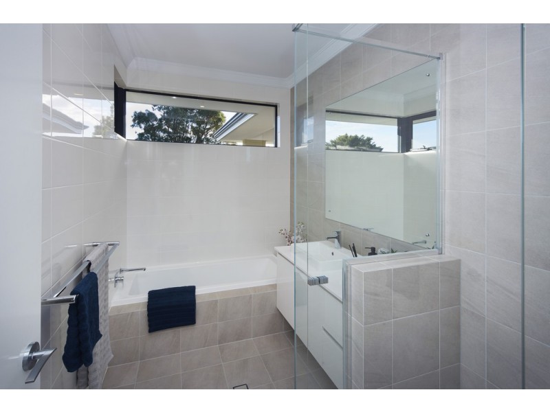 Wattle Grove WA 6107