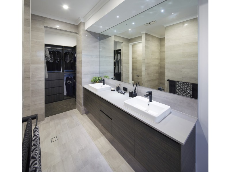 Piara Waters WA 6112