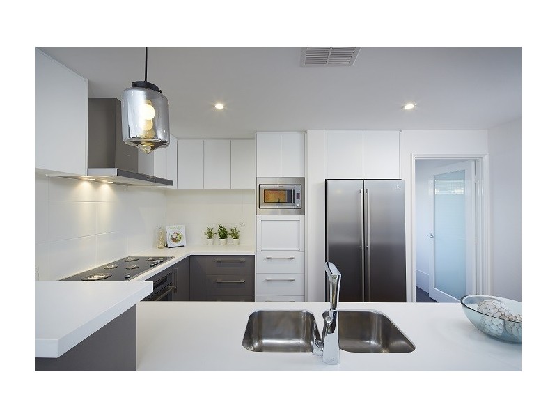 Seville Grove WA 6112