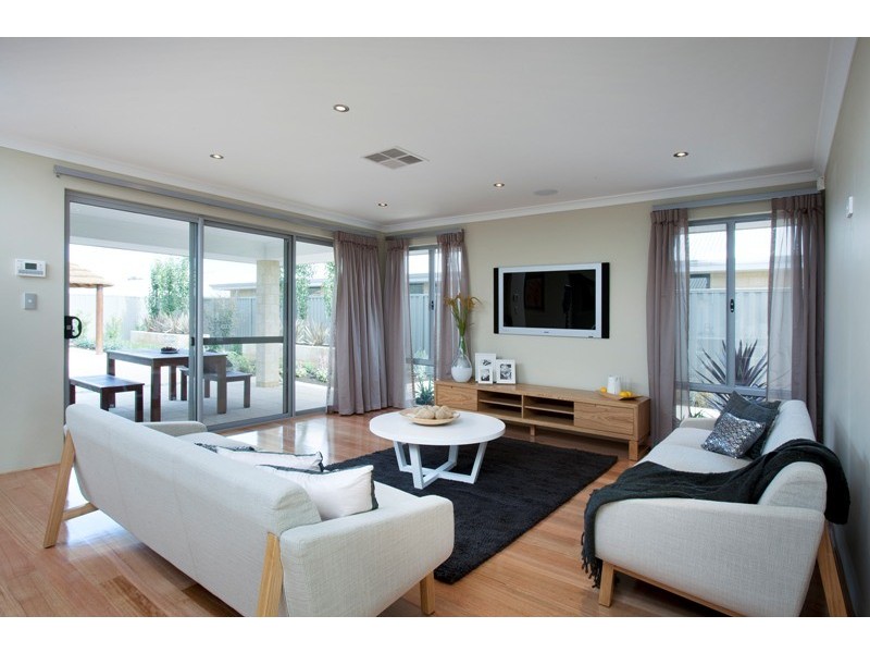 Seville Grove WA 6112