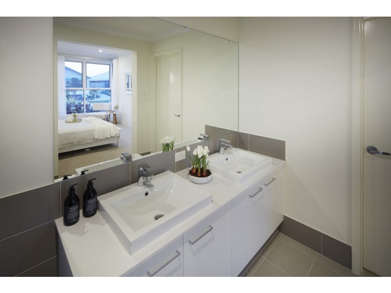 Wattle Grove WA 6107