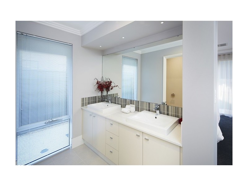 Wattle Grove WA 6107