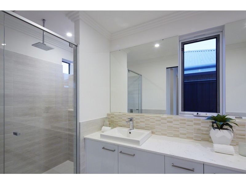 Banksia Grove WA 6031