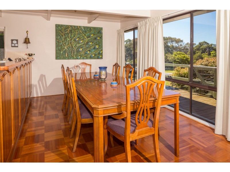 84 Annetts Parade, Mossy Point NSW 2537